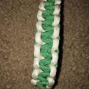 Homemade White & Kelly Green Paracord Bracelet